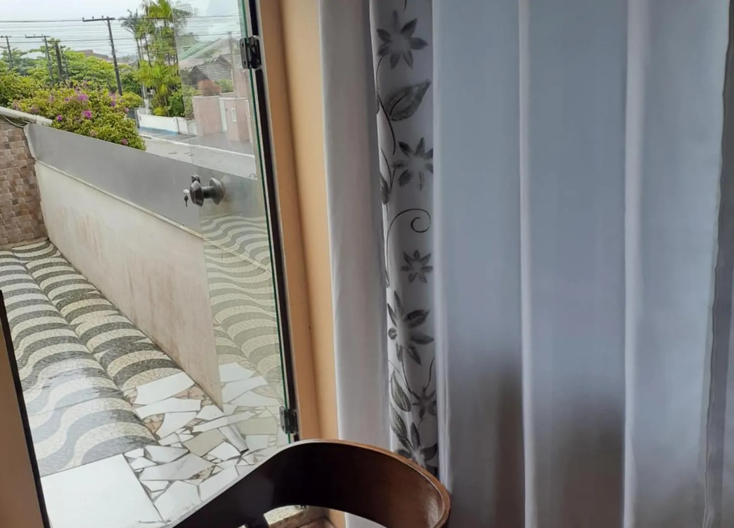 Pousada Suite Ubatuba Vista Mar 상프란시스코 두 술 0*,  브라질